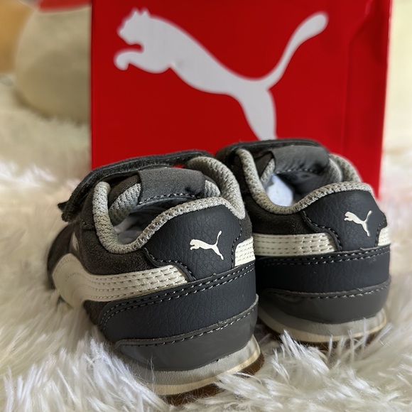 Puma Gray Velcro Softfoam+ ST Runner v2 5C - Picture 4 of 8